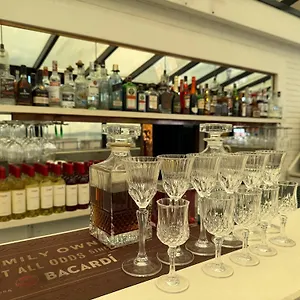 老城酒店 巴统