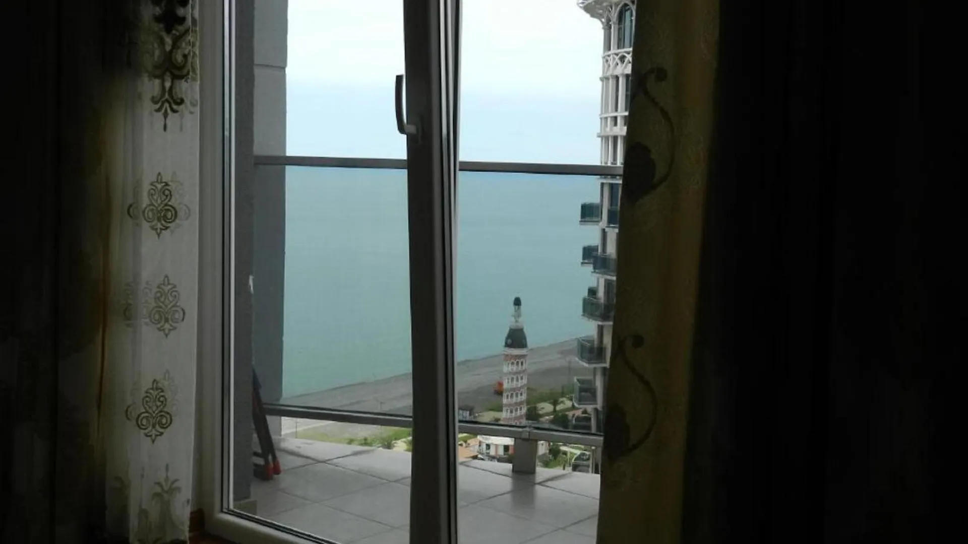 Apart Hotel Black Sea Towers Batumi Apartamento