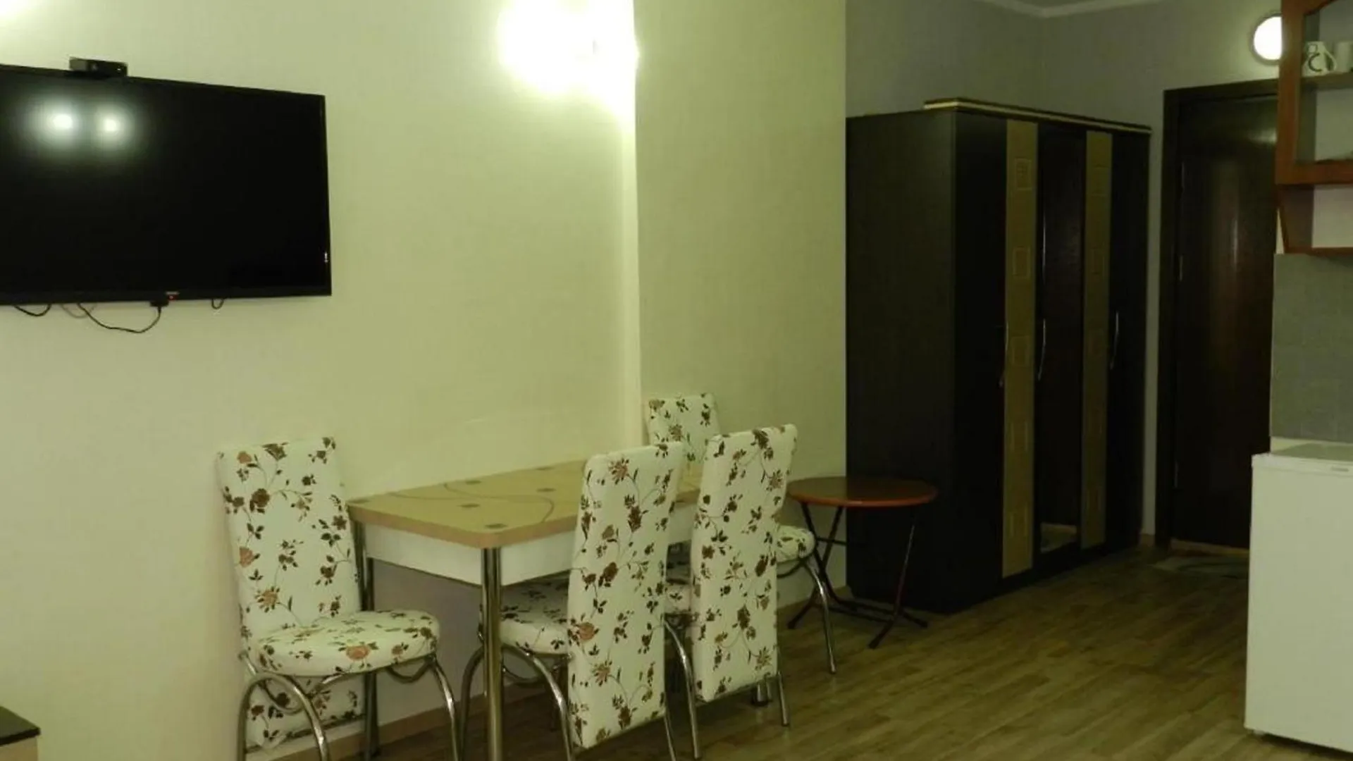 Apart Hotel Black Sea Towers Batumi 0*,